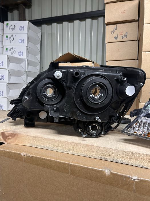 LEXUS RX300 Фара