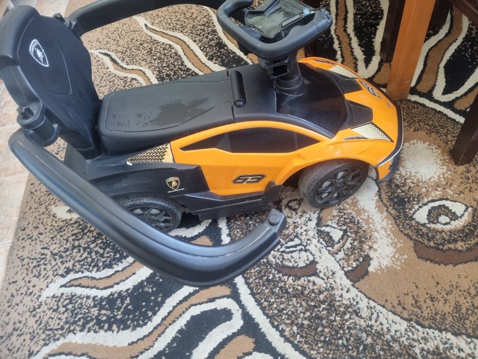 Детска кола за бутане "Lamborghini Essenza SC V12", жълто-черно, 67x28.5x29.5см