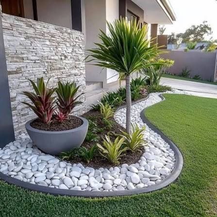 Suniy gazon VA zabor o'rnatish