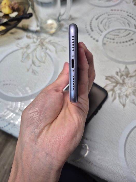 Iphone 11 128gb.