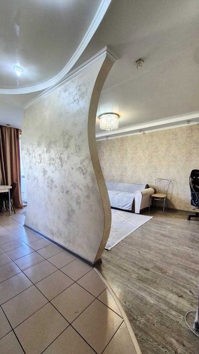 Продам 2 комн квартиру Сатпаева 34