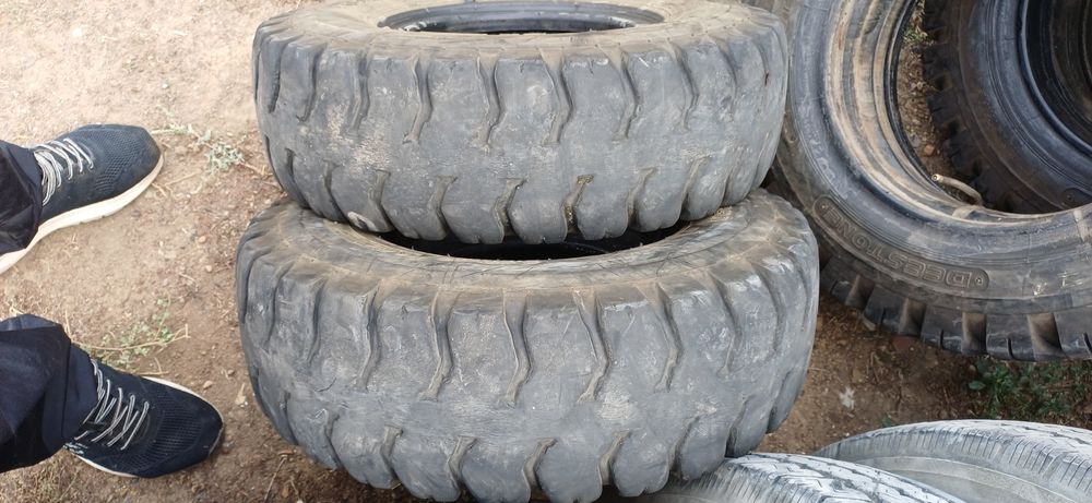 Шины на кару продам