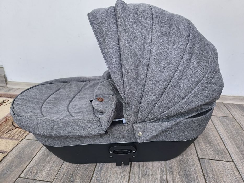 Бебешка количка Moni 3в1