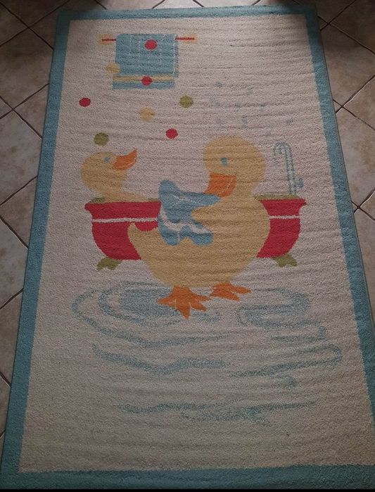 Vând covor gros  copii