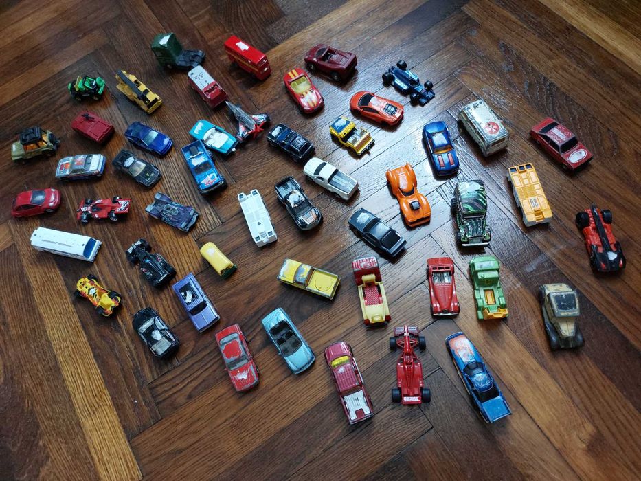 Machete masinute metal Dinky Toys 1940 Matchbox Hot Wheels Originale.