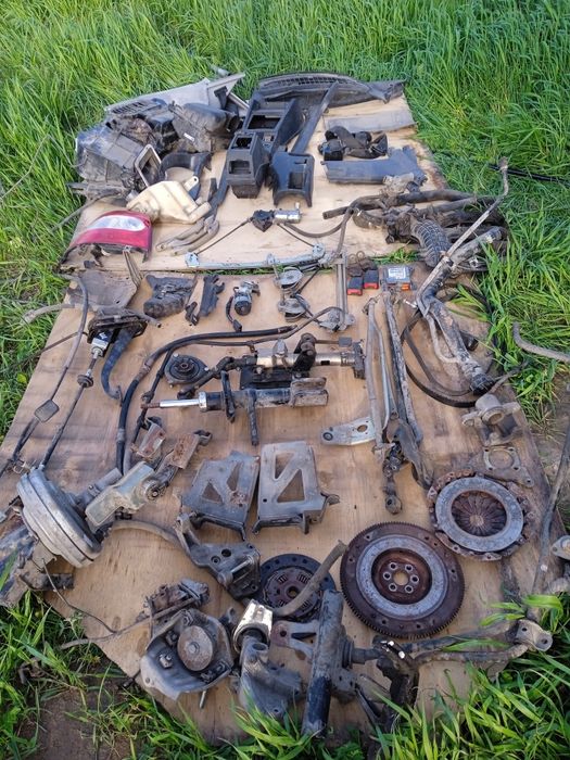 Запчасти для Приоры