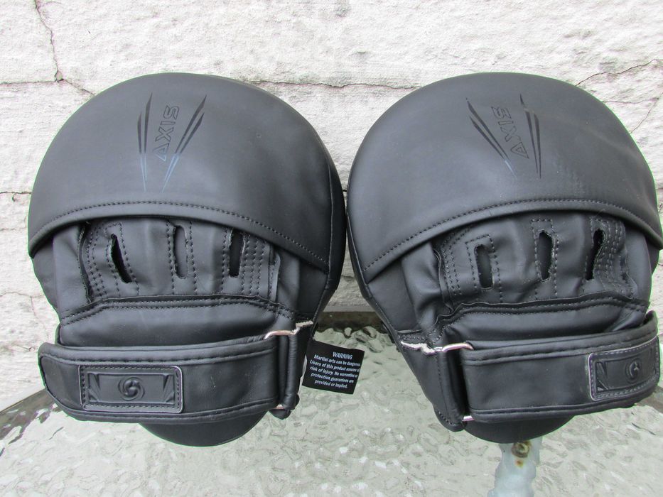 Лапи за бокс Bytomic Axis V2