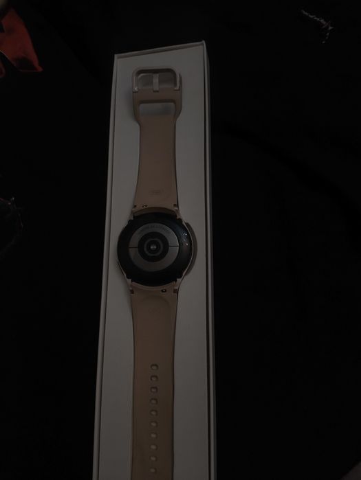 Galaxy watch 4 часы