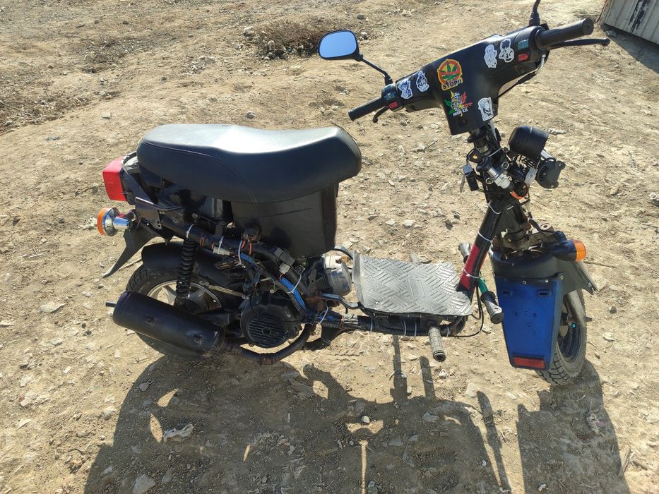 Продам скутер за 80000