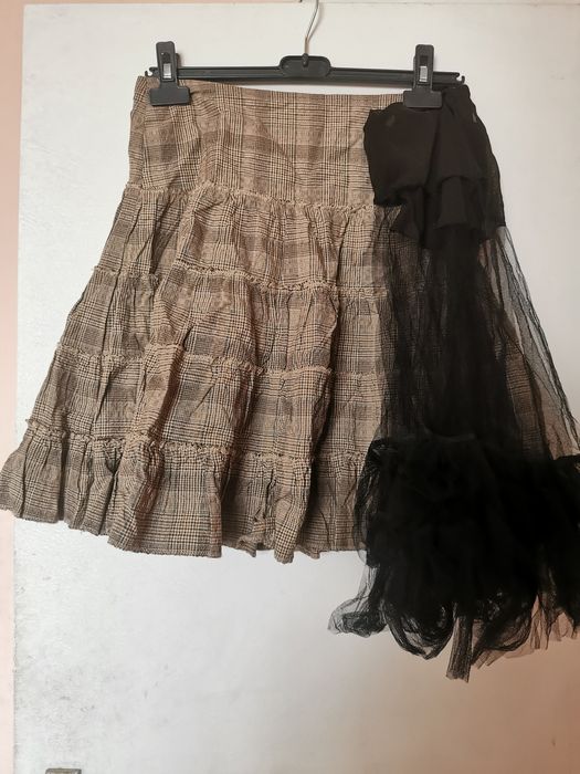 Пола в бежово райе