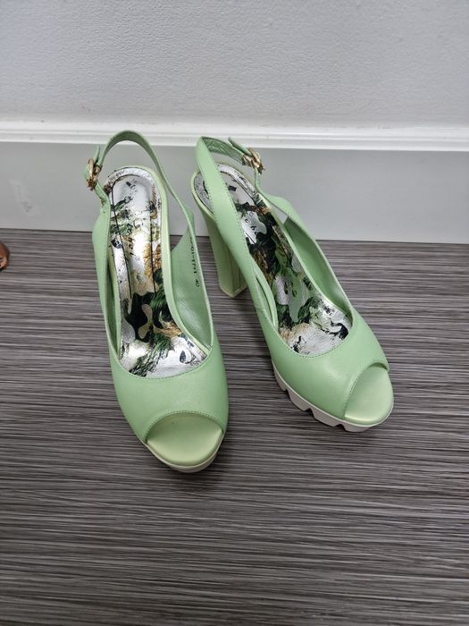 Басаножки кожа 40 размер