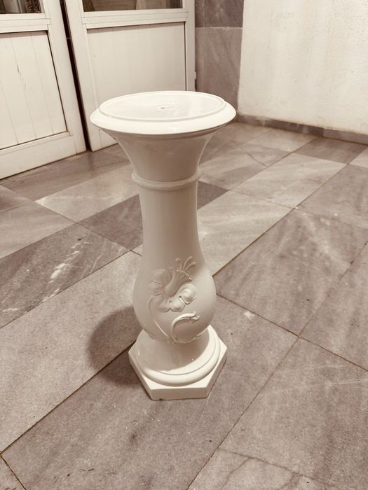 Италианска декоративна керамична поставка / постамент  от 70-те