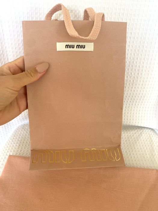 Saculet si punga Miu Miu