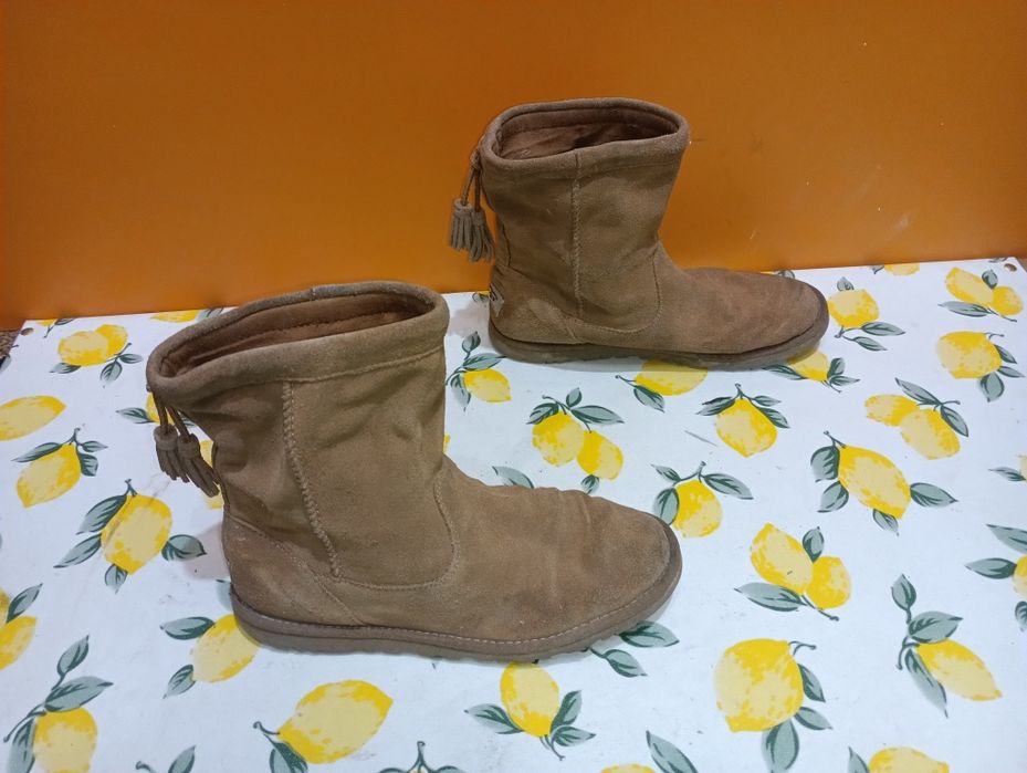 UGG кожени чизми N 38 - 32 лв