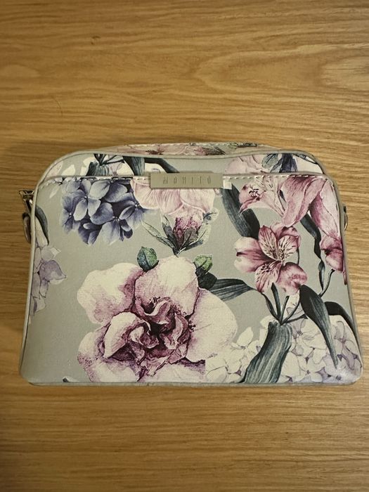 Дамска чанта Mohito