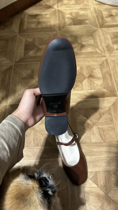 Продам балетки новые