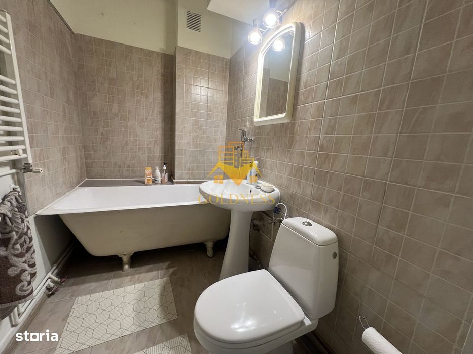 3 camere semidecomandate, Zona Garii, Horea, Semicentral
