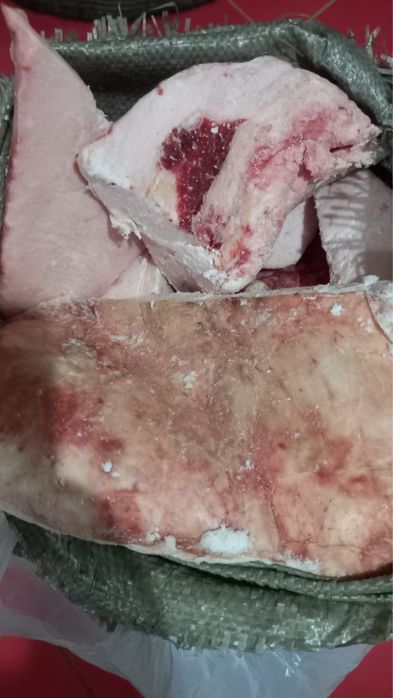 Түйе өркеші сатылады