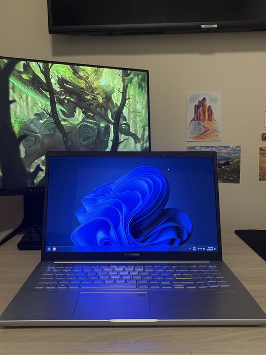 Asus VivoBook Ryzen 5 5005u 8gb ram 512gb stocare