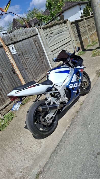 Suzuki gsxr 750 k1