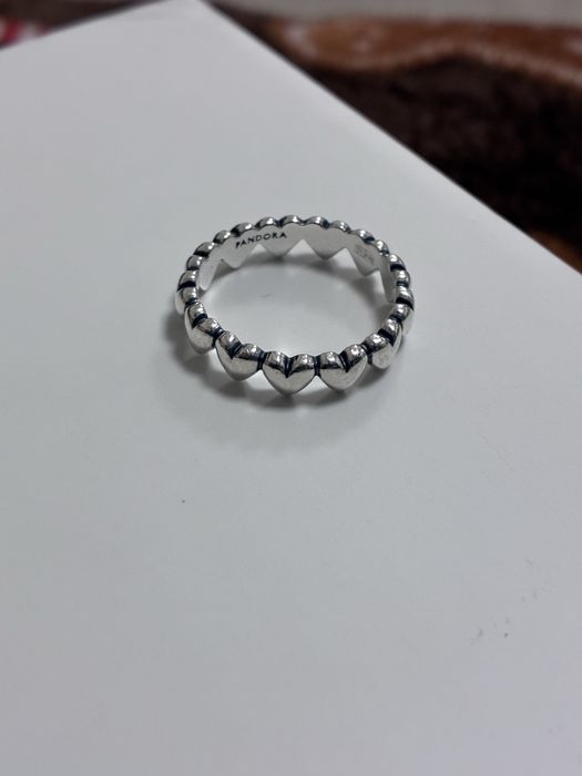 Кольцо ряд сердец Pandora