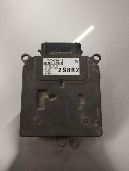 Блок ксенона Камри 70