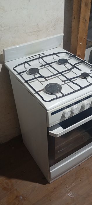 Продам газ плиту