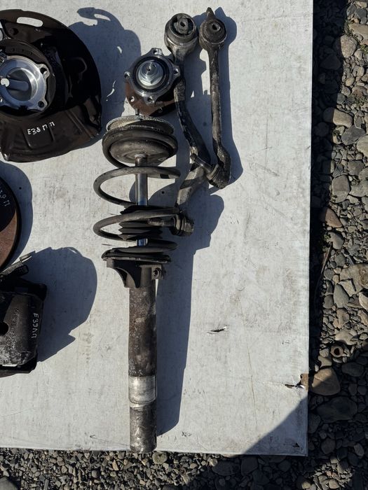Бмв е39 цапфа ступица амортизатор суппорт диск стойка пружина