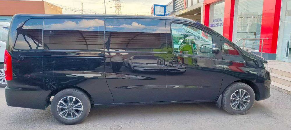 JAC M3 miniven salonda tayyor {prichesleniyam boladi }