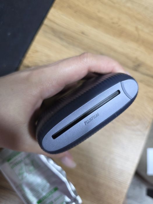 Продаю Instax Mini Link 2