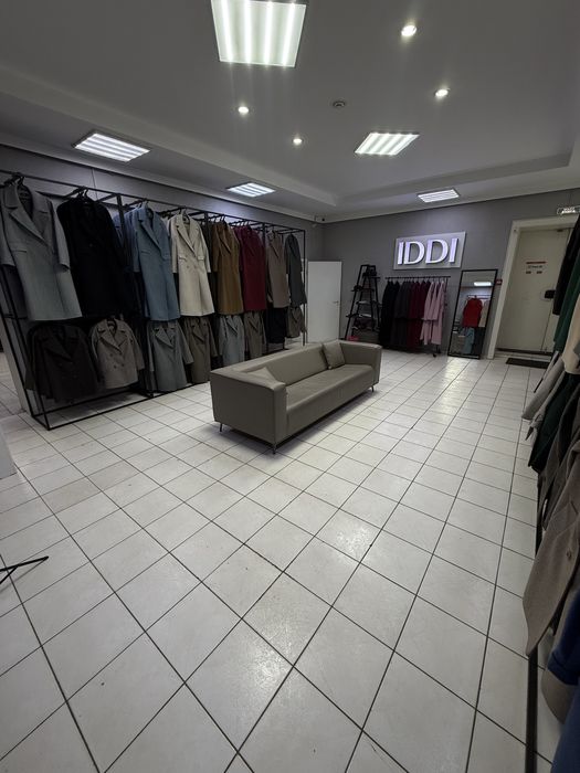 Продам действующий магазин одежды