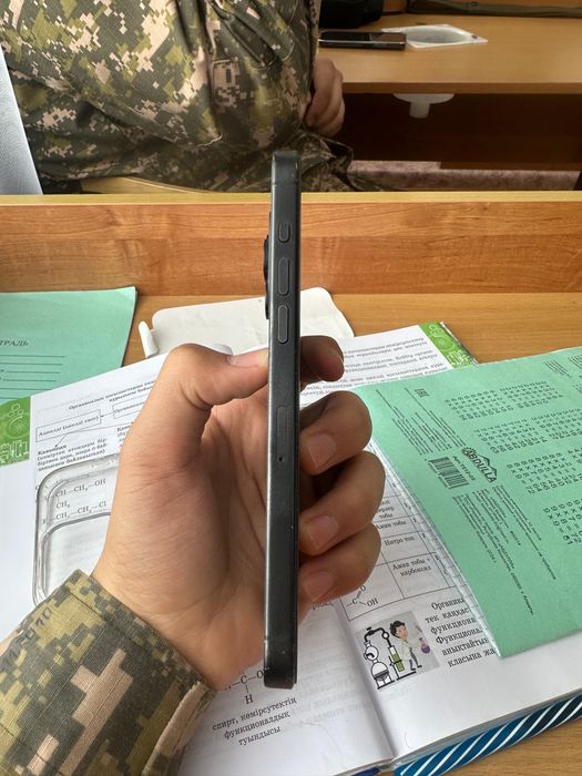 Айфон 15 макс 256/84