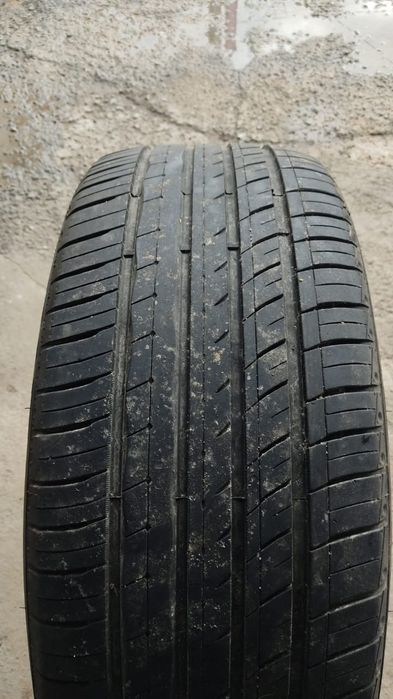 Шины, в отличном состоянии.