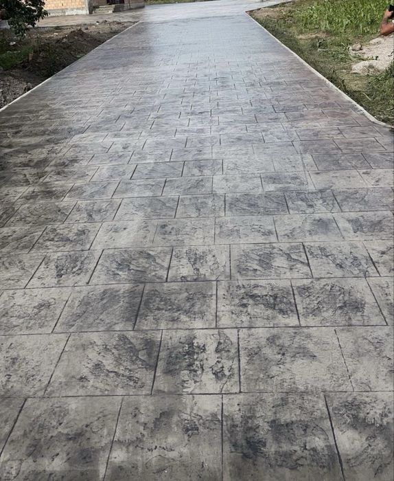 Executam Beton Amprentat !