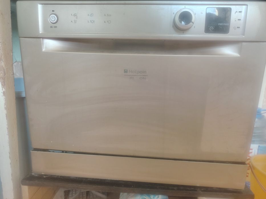 Продам посудомоечную машину