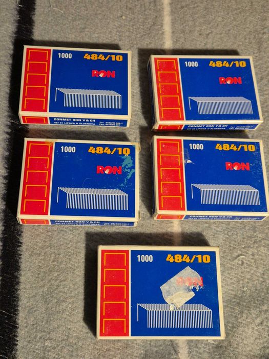 Zece bucati cutii a cate 1000 capse model 484/10 pentru capsator