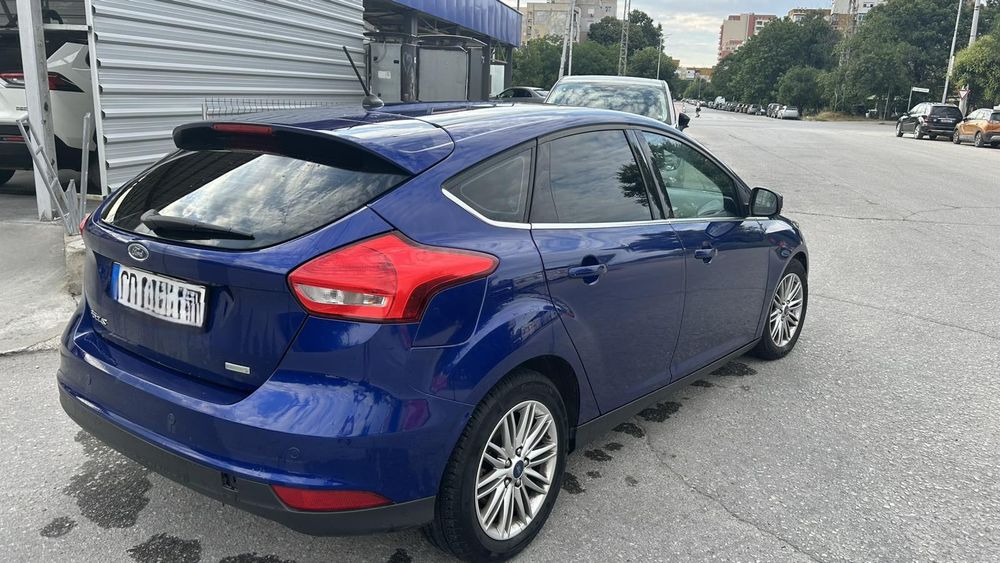 Ford focus ,  бензин