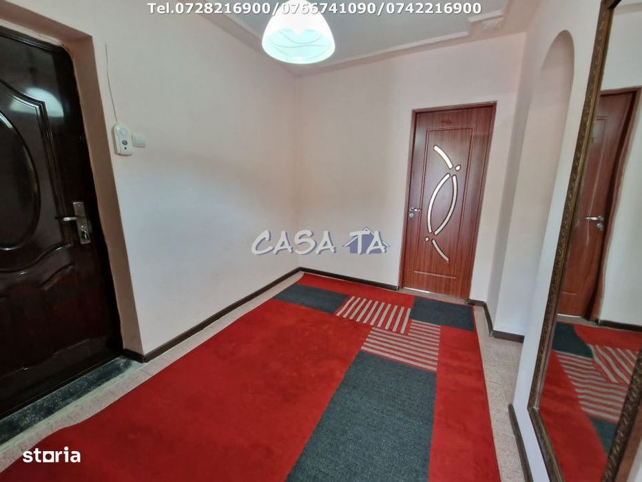 Apartament 3 camere, situat in Targu Jiu, Str. G-ral Christian Tell