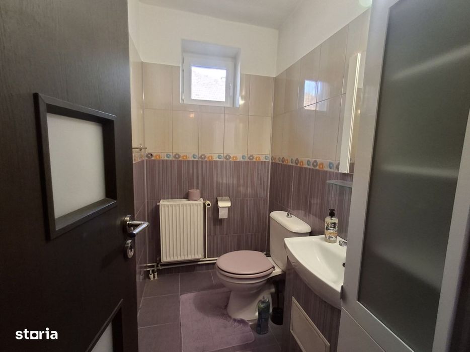 De inchiriat 3 camere moderne si spatioase