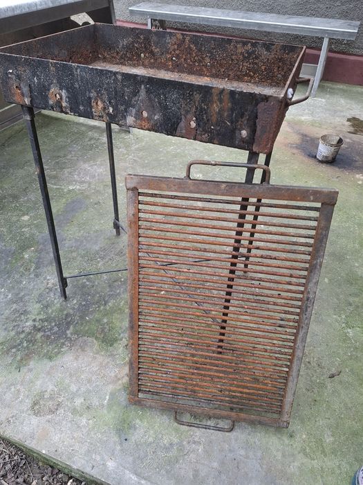 Gratar din fier de vanzare