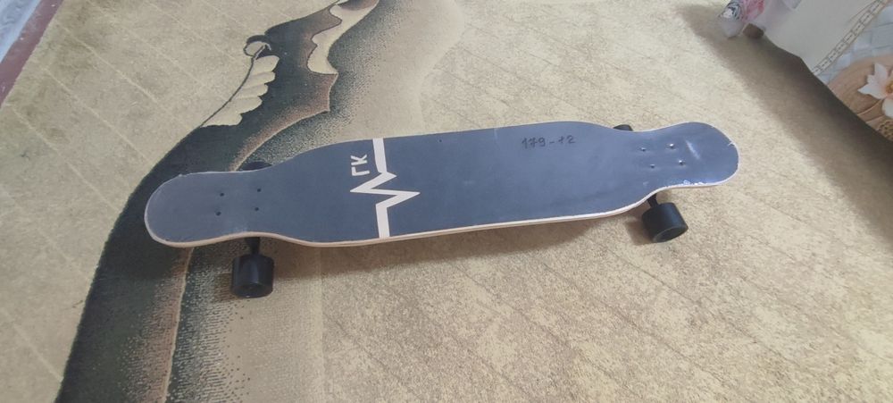 Скейдборд продается