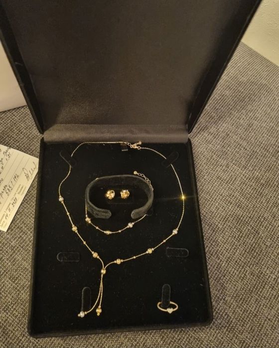 Чисто Нови Дизайнерски Италиански Бижута от жълто, бяло и розово злато