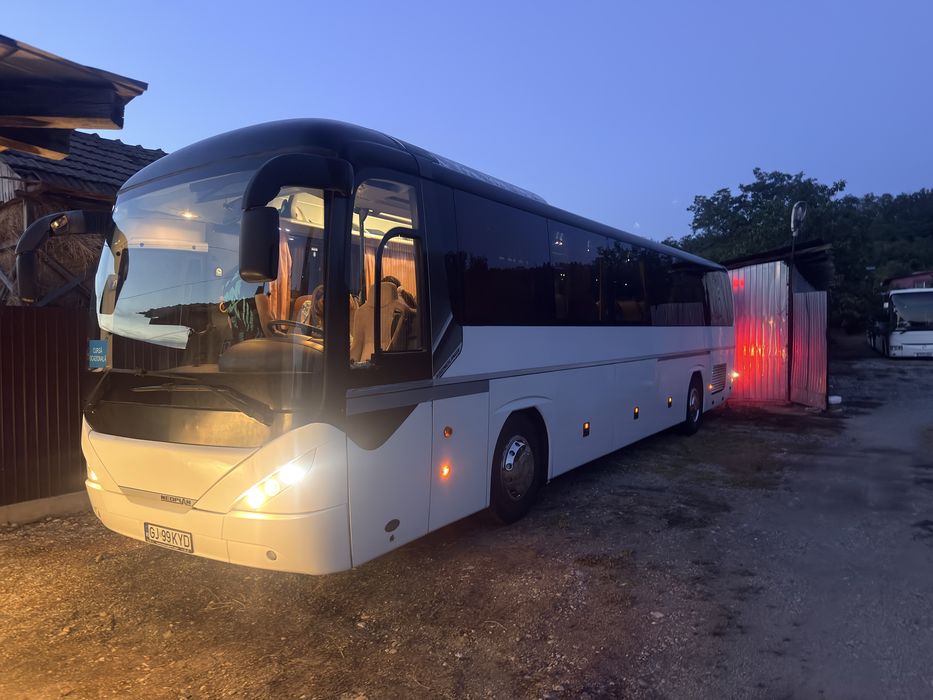 Autocar Transport persoane, 50 locuri. Curse ocazionale, excursii. Clasificat de RAR, Clasa I. Siguranța si confort!