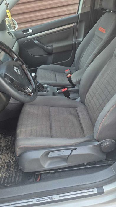 Volkswagen Golf de vanzare