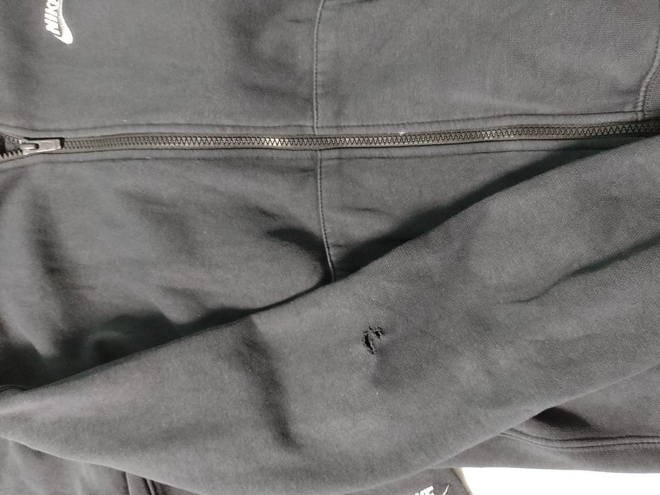 Vând trening Nike băieți mărimea M