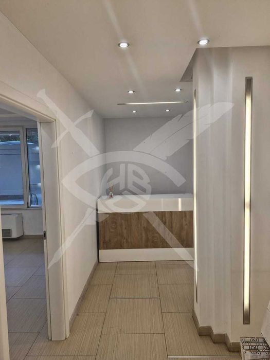 Дава се под наем Многостаен апартамент в София, Лозенец - 180 кв.м за 2000 € - Снимка #12