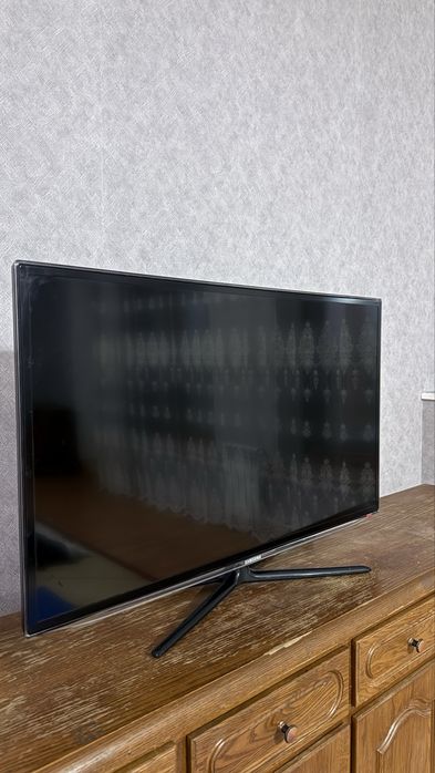 Продам телевизор samsung