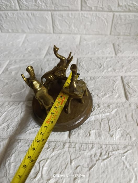 Статуетка бронзови слончета за късмет