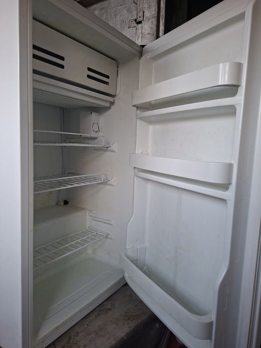 Продам холодильник срочно