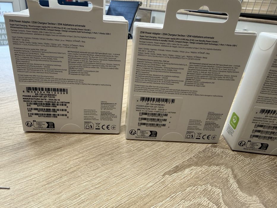 Оригинален бързозареждащ адаптор с кабел/ super fast adaptor 25W  with Cable Samsung